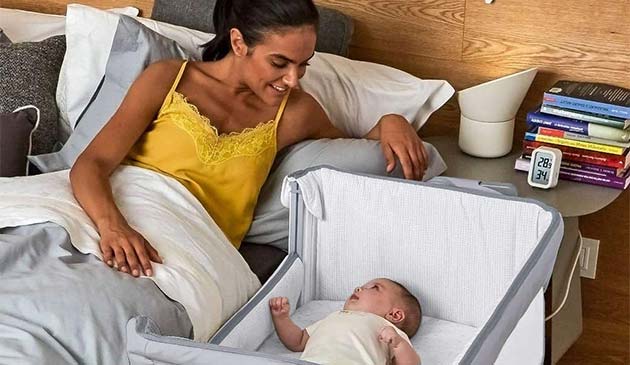 Chicco next to me baby bed