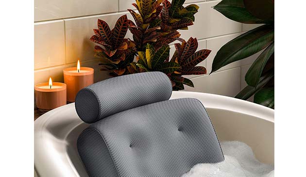Everlasting Comfort bath pillow