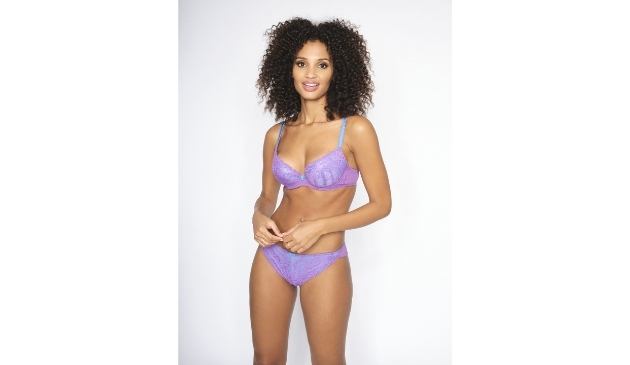 woman in lace plunge bra