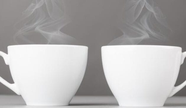 两杯热茶